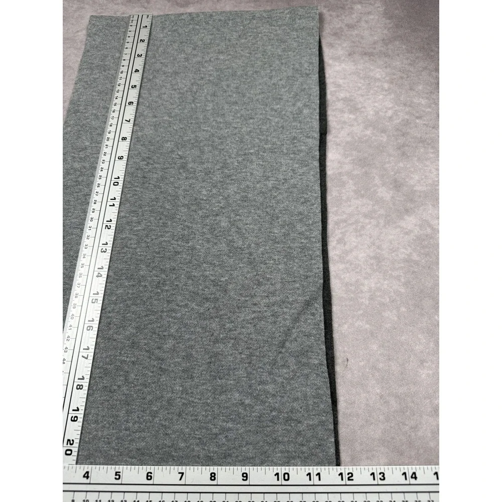 BOSS Hugo Boss Scarf Mens‎ One Size Gray Knit Logo Patch Classic Winter